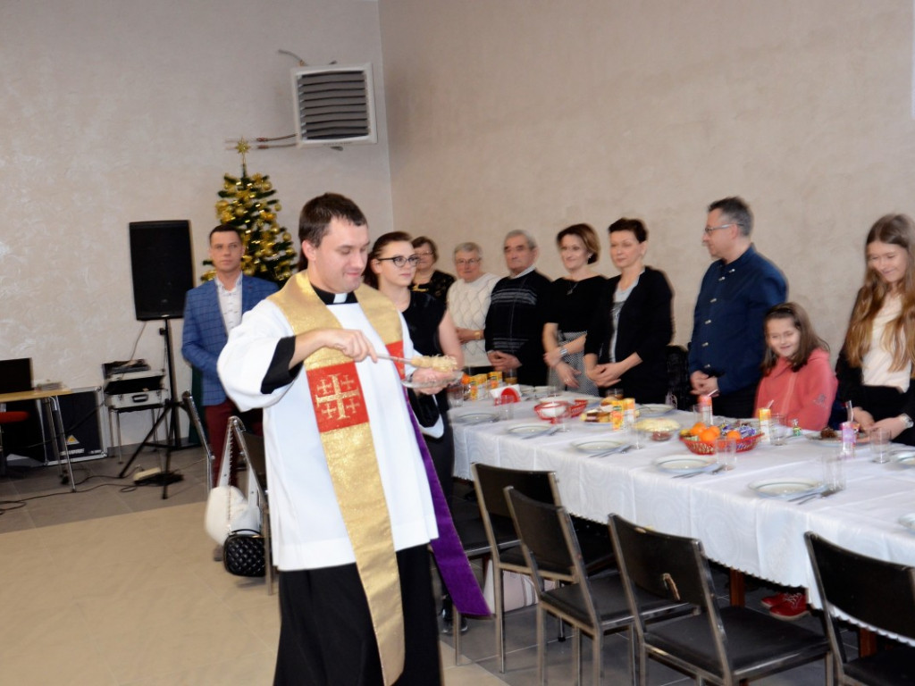 Poświęcili gruntownie wyremontowaną salę