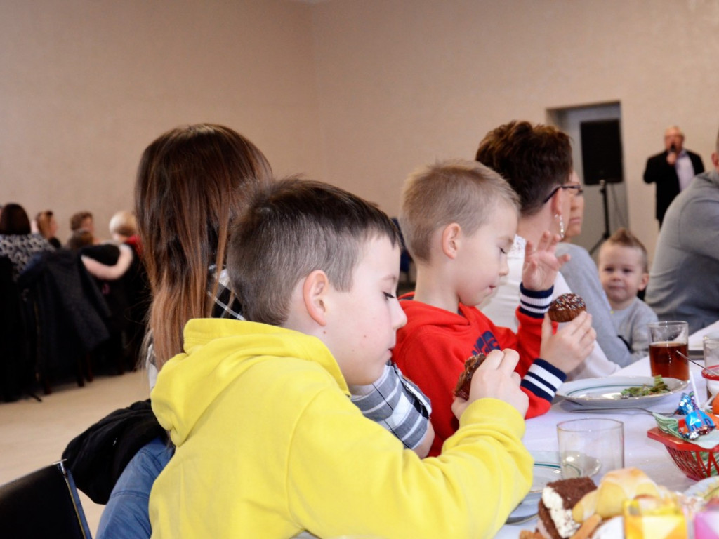 Poświęcili gruntownie wyremontowaną salę