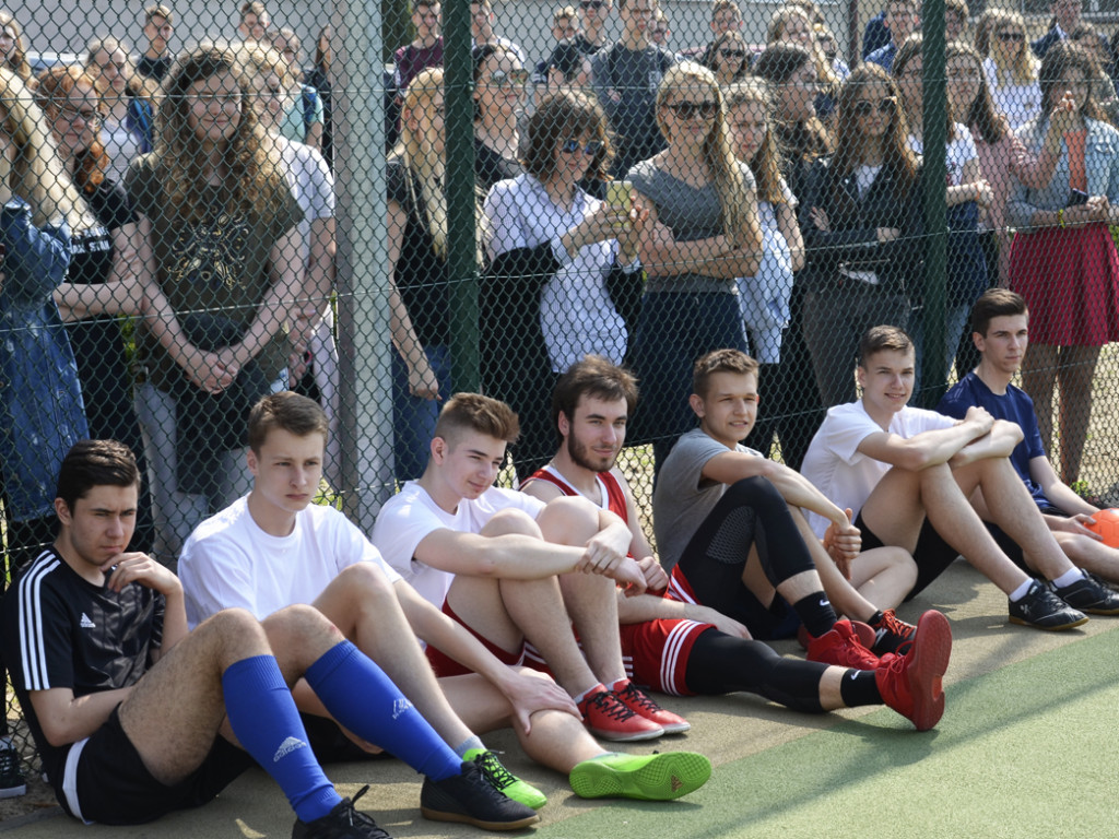 OSTRZESZÓW: Uroczysty finał przebudowy boiska sportowego przy I Liceum Ogólnokształcącym
