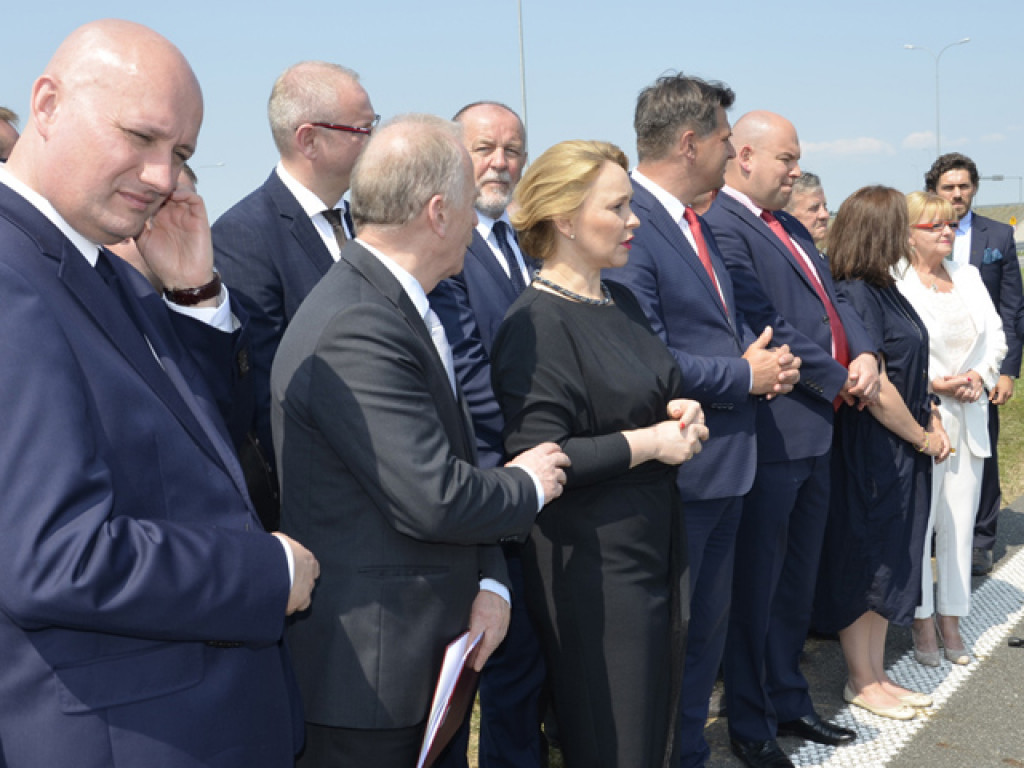 Premier Morawiecki na obwodnicy Kępna