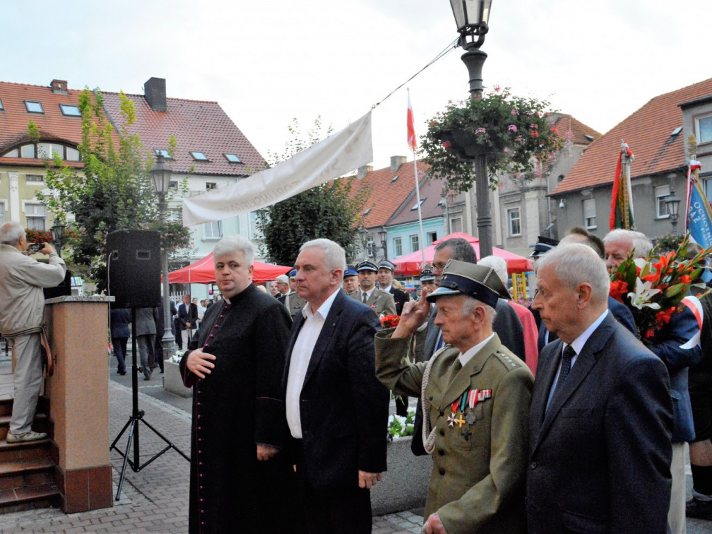 OSTRZESZÓW: Święto Wojska Polskiego (FILM)
