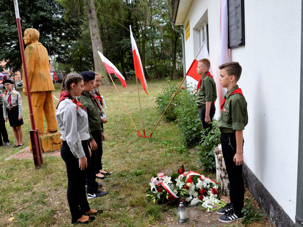 KUŹNICA GRABOWSKA: Marszałkowi Piłsudskiemu wdzięczni mieszkańcy