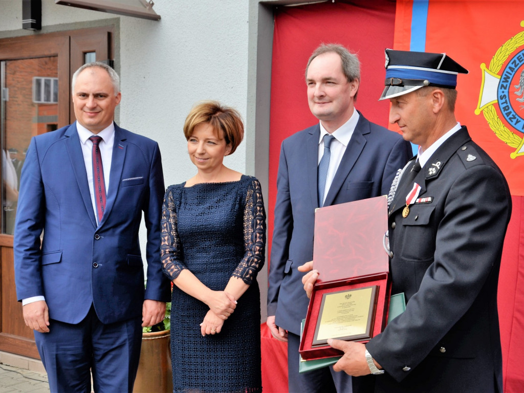 GŁUSZYNA: Jubileusz 100-lecia Ochotniczej Straży Pożarnej (ZDJĘCIA I FILM)