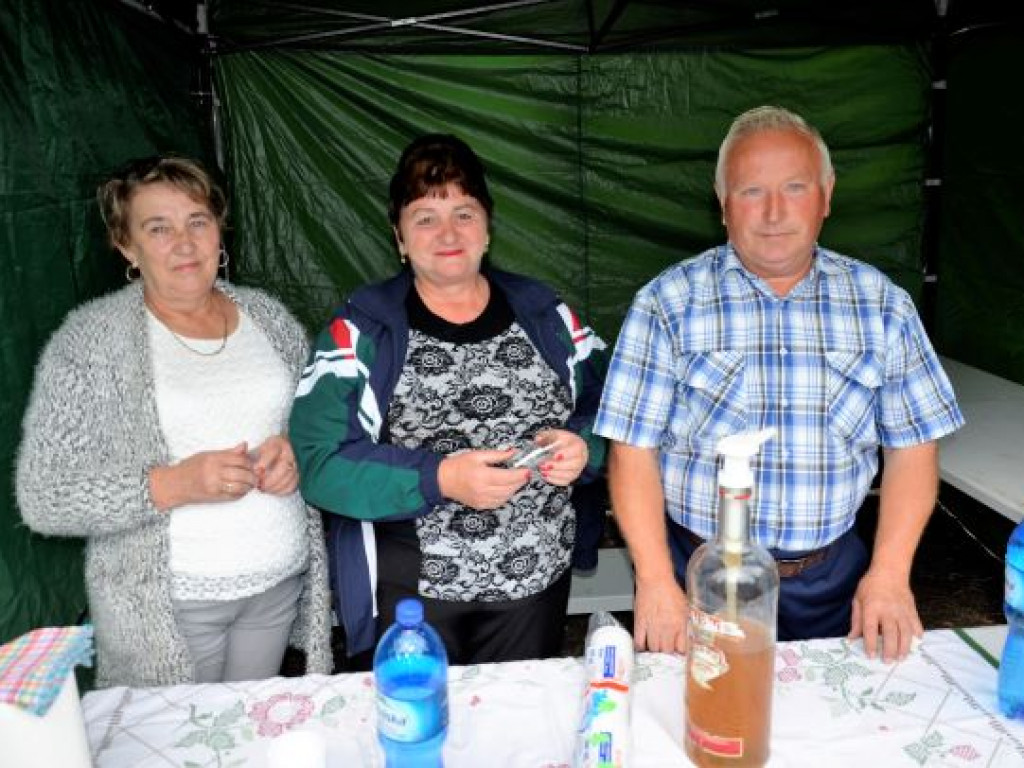 Kopytka ze szpinakiem, z polędwiczkami w sosie kurkowym...