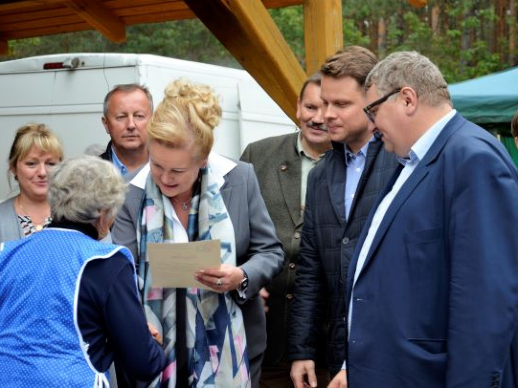 Kopytka ze szpinakiem, z polędwiczkami w sosie kurkowym...