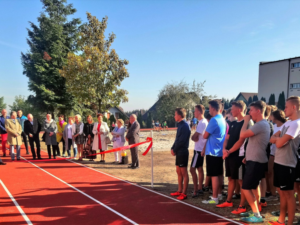 Mają nowe boisko sportowo-rekreacyjne