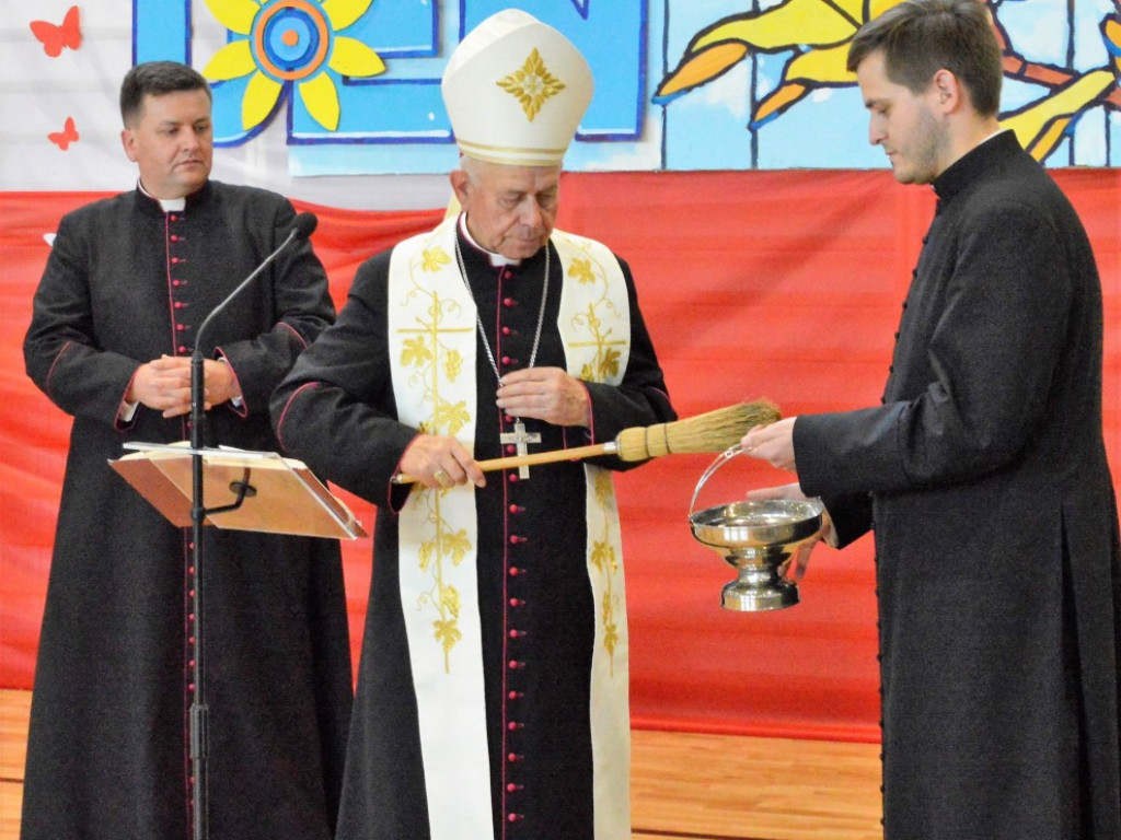 Uroczyste oddanie do użytku nowego Zespołu Szkolno-Przedszkolnego (FILM)