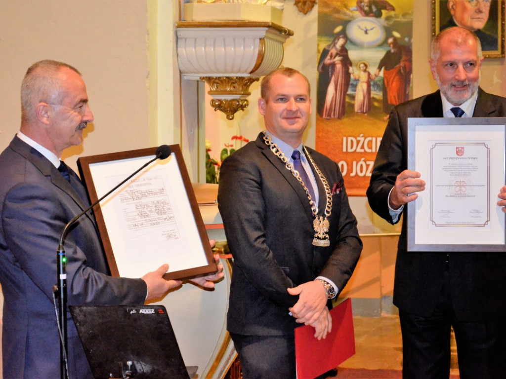 MIKSTAT UHONOROWAŁ PREZYDENTA RAFAŁA DUTKIEWICZA (FILM)