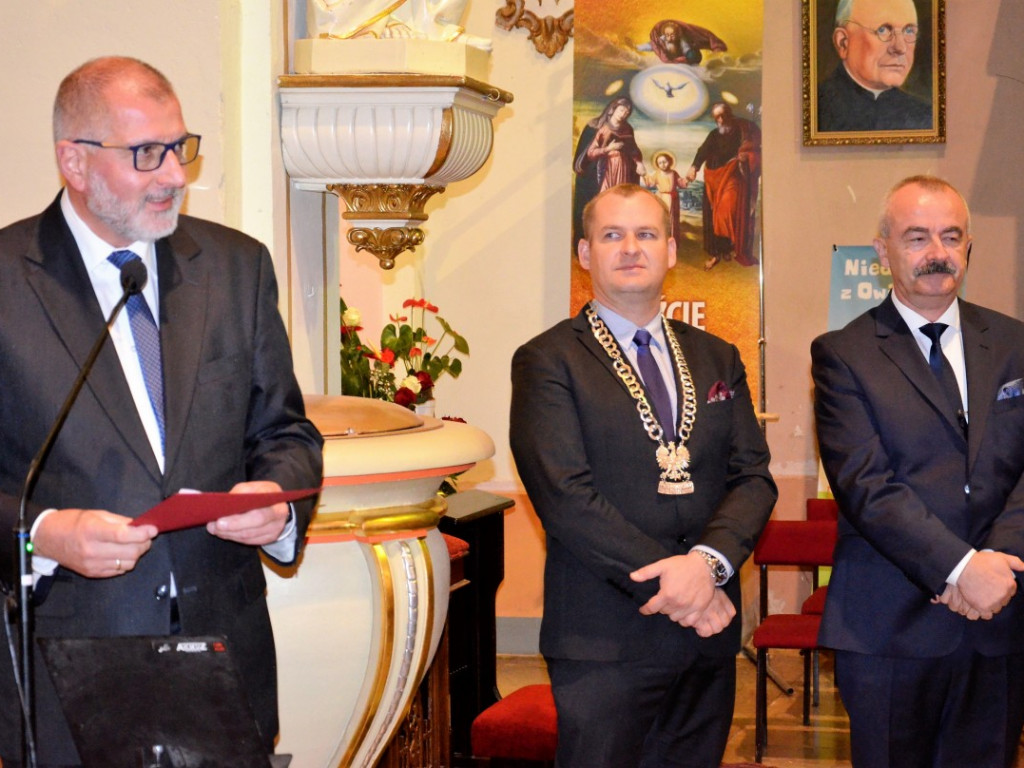 MIKSTAT UHONOROWAŁ PREZYDENTA RAFAŁA DUTKIEWICZA (FILM)