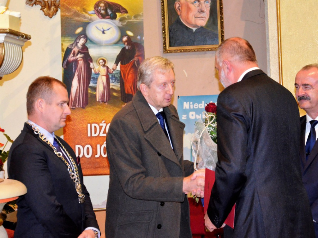 MIKSTAT UHONOROWAŁ PREZYDENTA RAFAŁA DUTKIEWICZA (FILM)