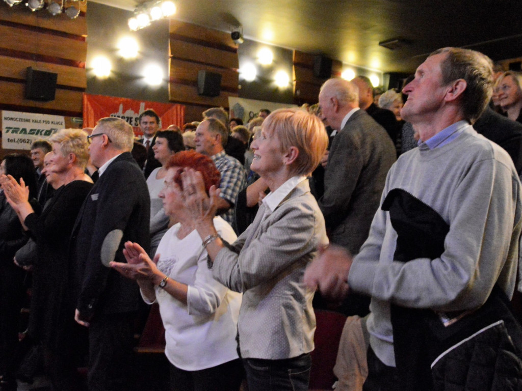 Obchodzący 90. urodziny profesor Jan Ślęk i jego Orkiestra w Ostrzeszowie (FILM)