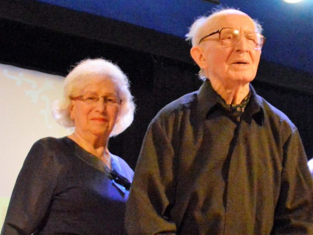 Obchodzący 90. urodziny profesor Jan Ślęk i jego Orkiestra w Ostrzeszowie (FILM)