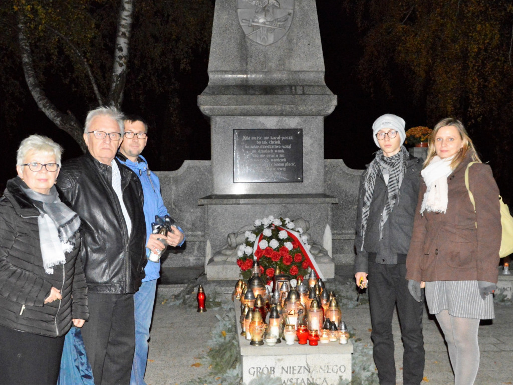 Nie ma umarłych, tylko ci, co odeszli...