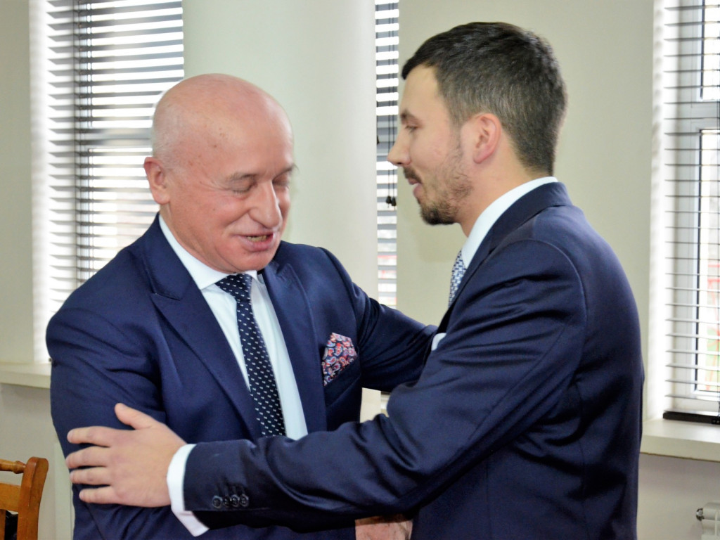 Burmistrz Maksymilian Ptak złożył ślubowanie