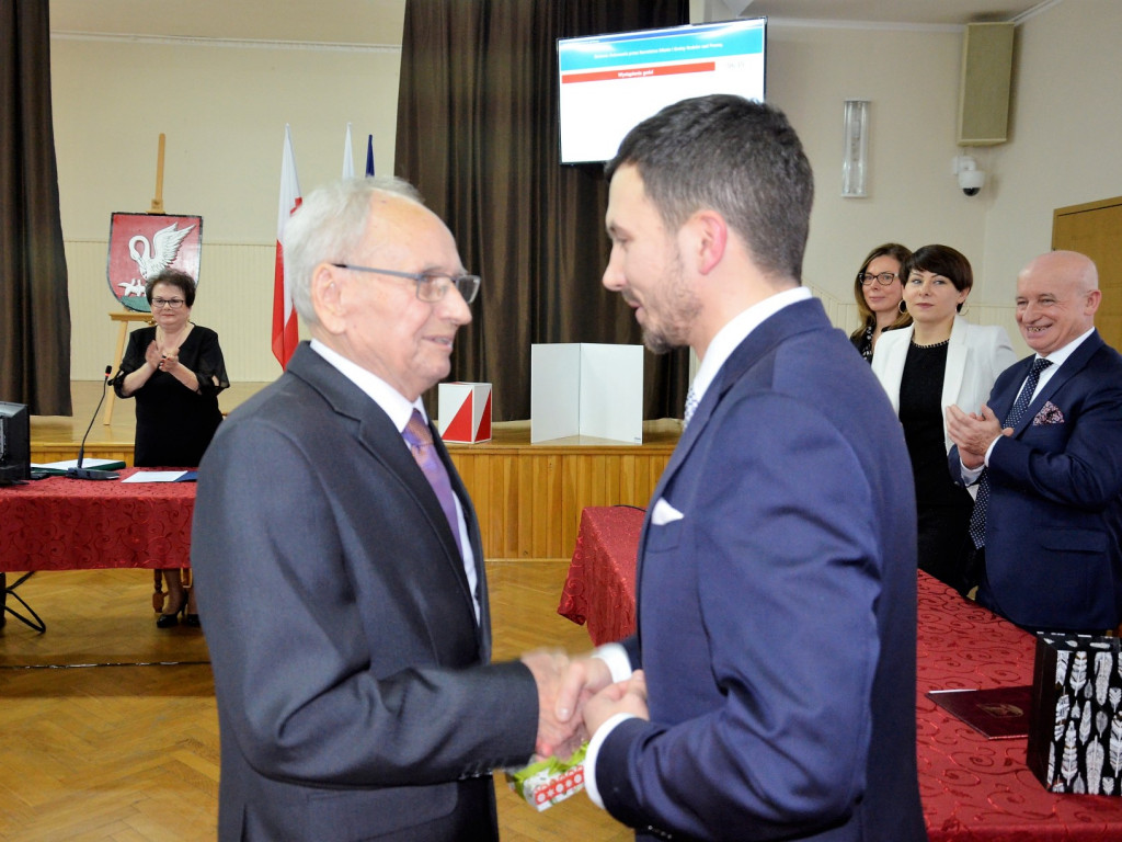 Burmistrz Maksymilian Ptak złożył ślubowanie