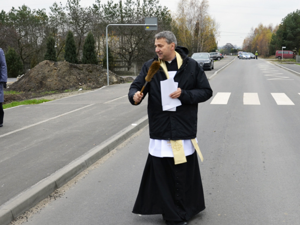 Uroczyste otwarcie blisko 12-kilometrowego odcinka drogi Krążkowy - Mikorzyn