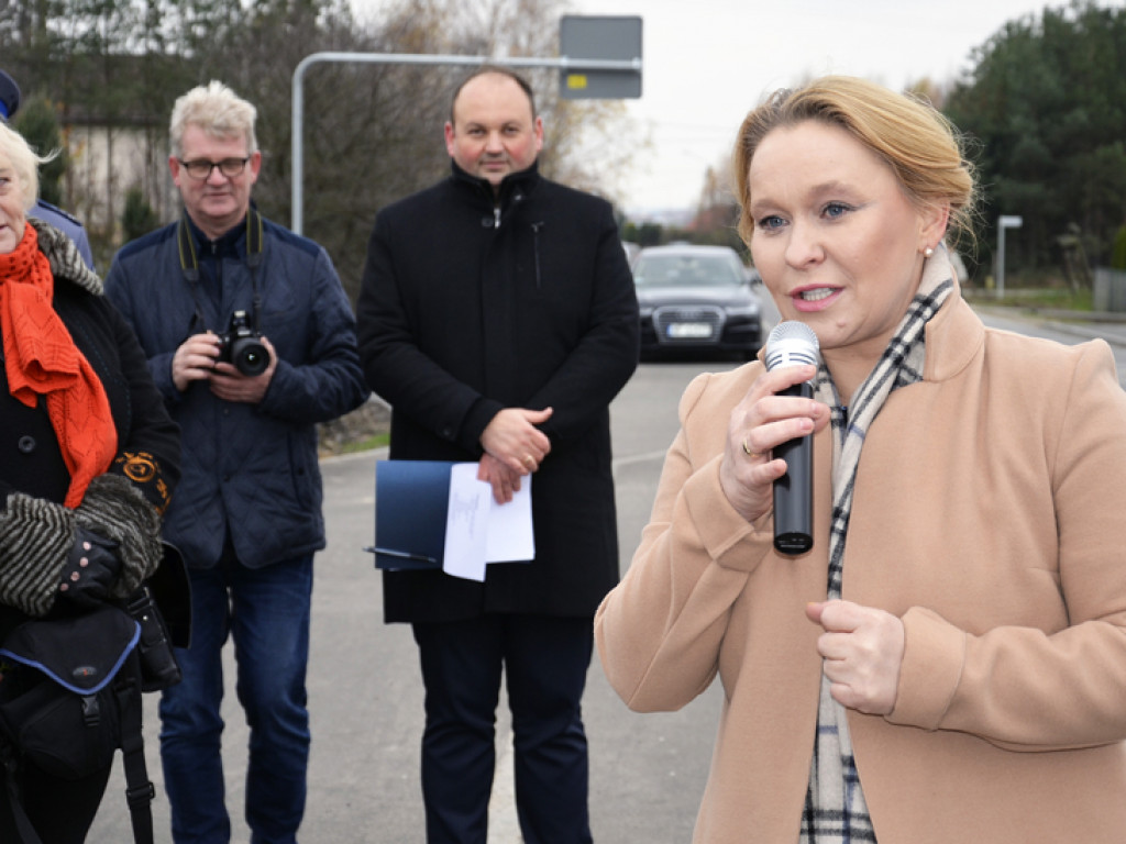 Uroczyste otwarcie blisko 12-kilometrowego odcinka drogi Krążkowy - Mikorzyn