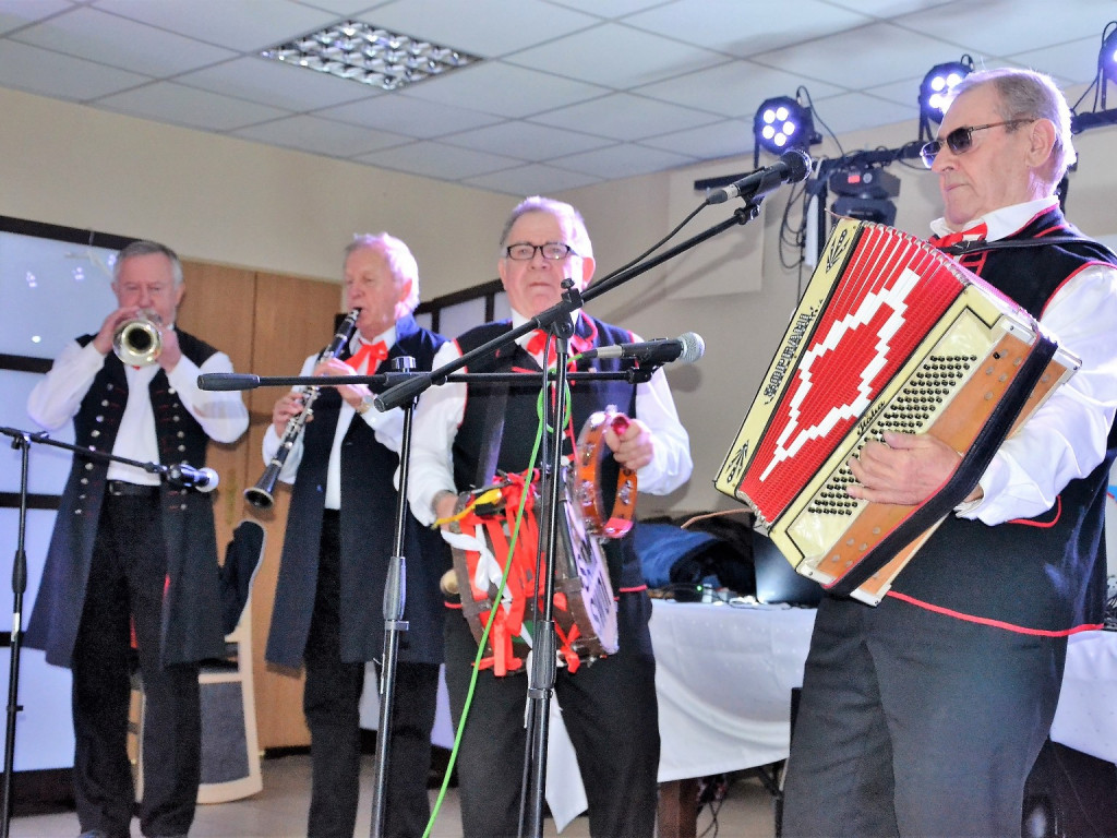 CZAJKÓW: Wielka feta dla seniorów (FILM)