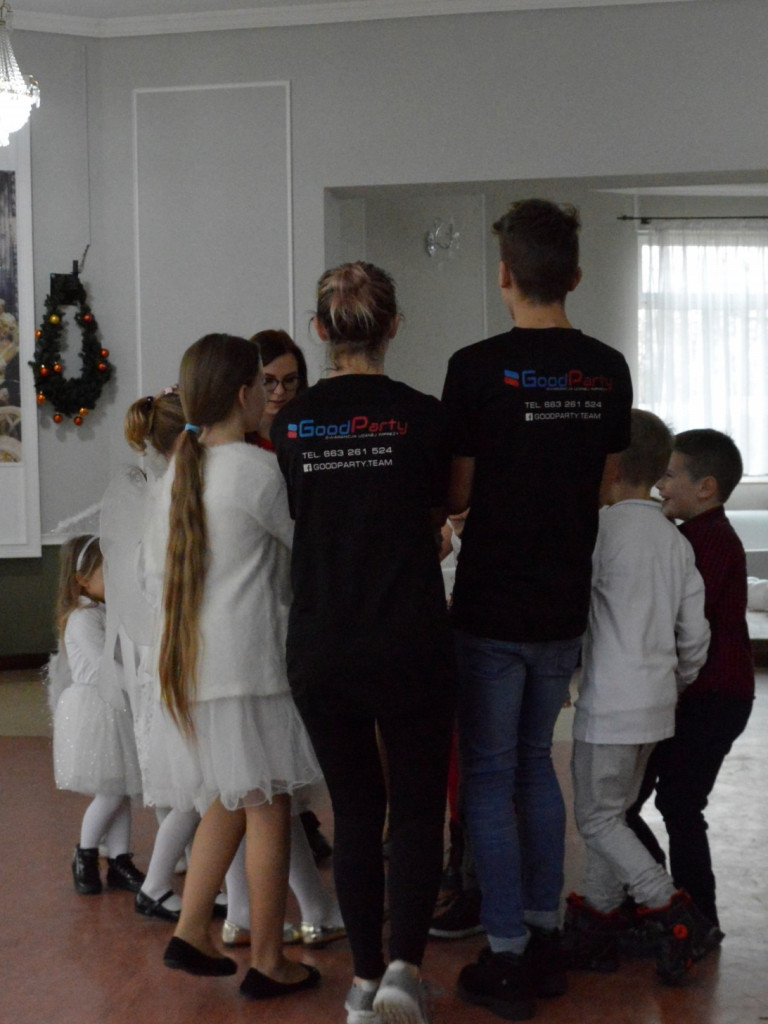 Anieli w Bieli dla Oliwii Tomala (FILM)