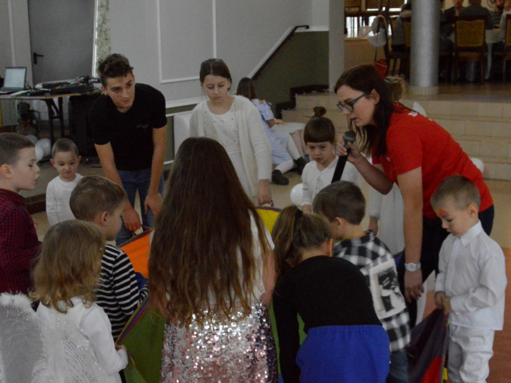 Anieli w Bieli dla Oliwii Tomala (FILM)