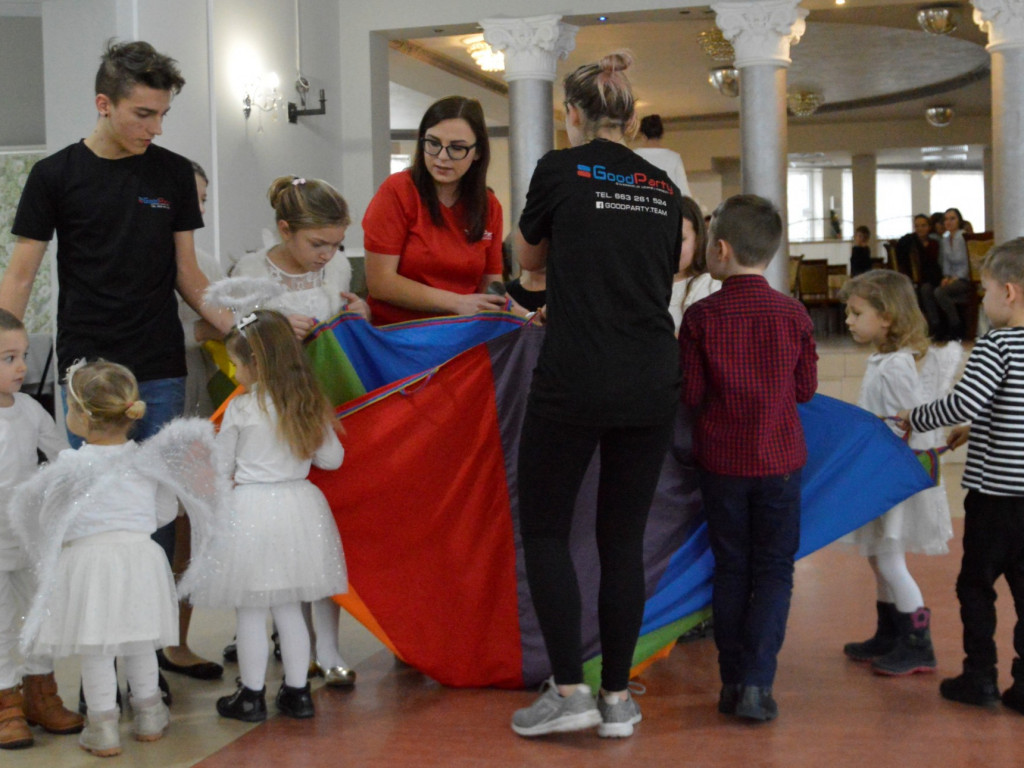 Anieli w Bieli dla Oliwii Tomala (FILM)