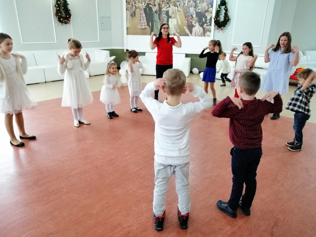 Anieli w Bieli dla Oliwii Tomala (FILM)