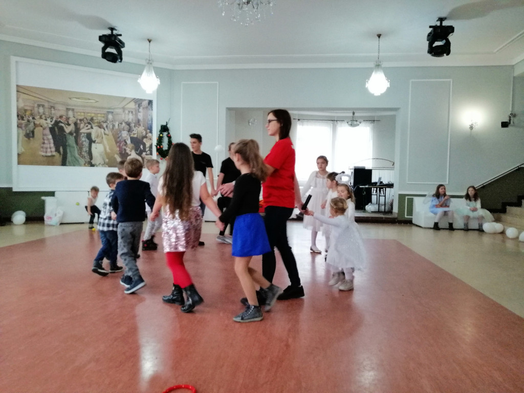 Anieli w Bieli dla Oliwii Tomala (FILM)