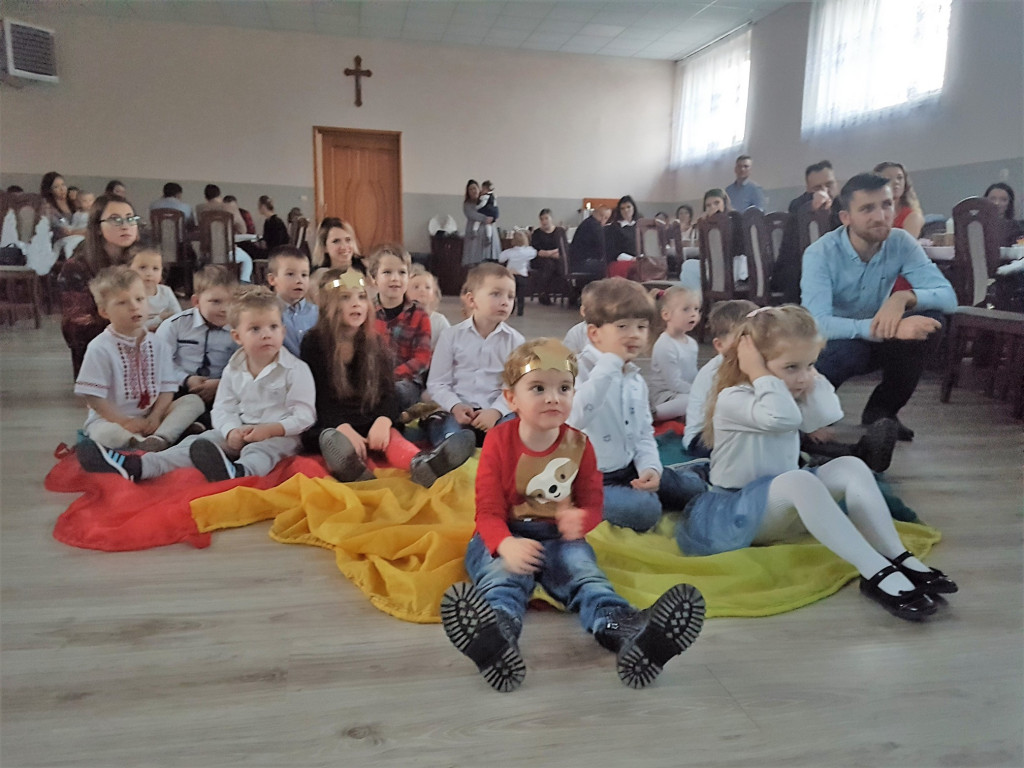 Wigilijne spotkanie przedszkolaków w Bukownicy