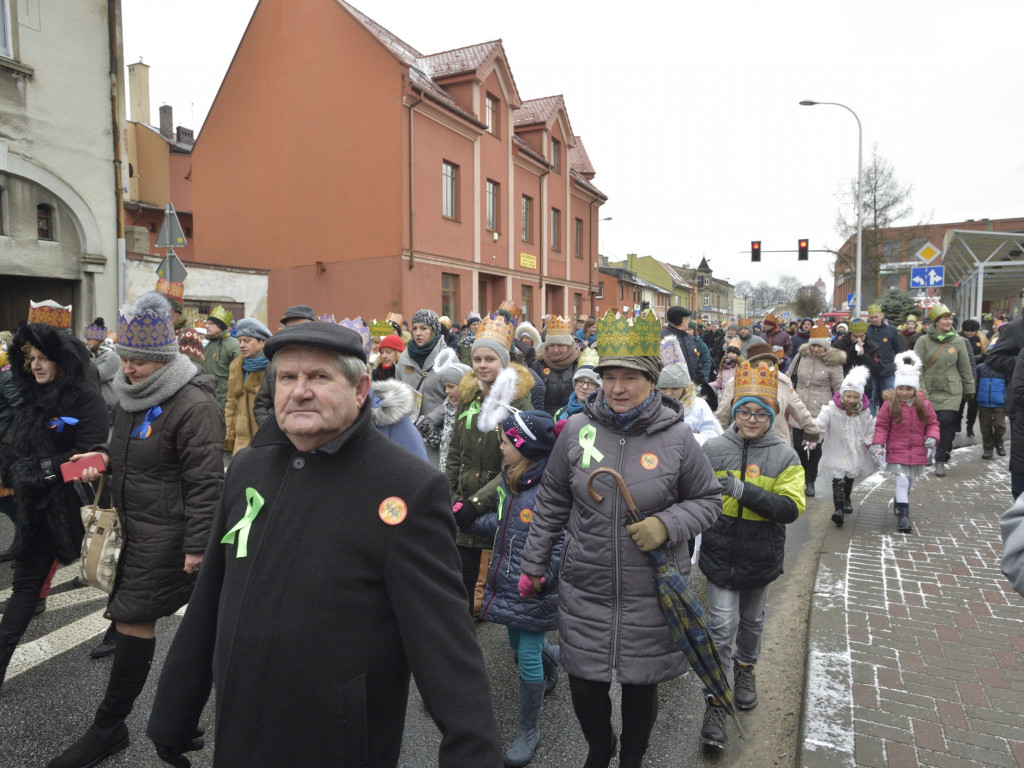 Ulicami Ostrzeszowa przeszedł Orszak Trzech Króli (fotoreportaż Grzegorza Kosmali)