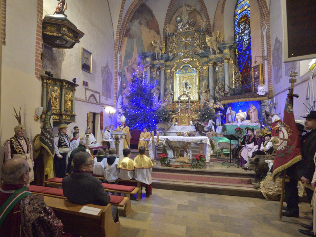 Ulicami Ostrzeszowa przeszedł Orszak Trzech Króli (fotoreportaż Grzegorza Kosmali)