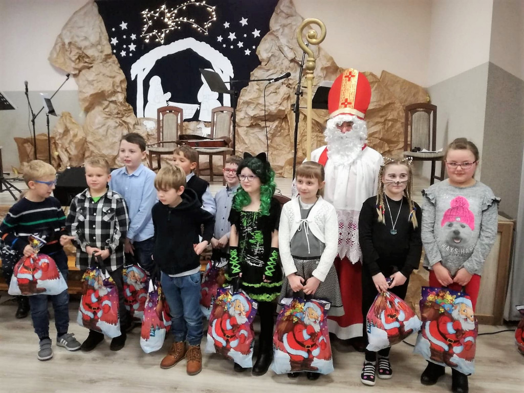 CHOINKA SZKOLNA W BUKOWNICY