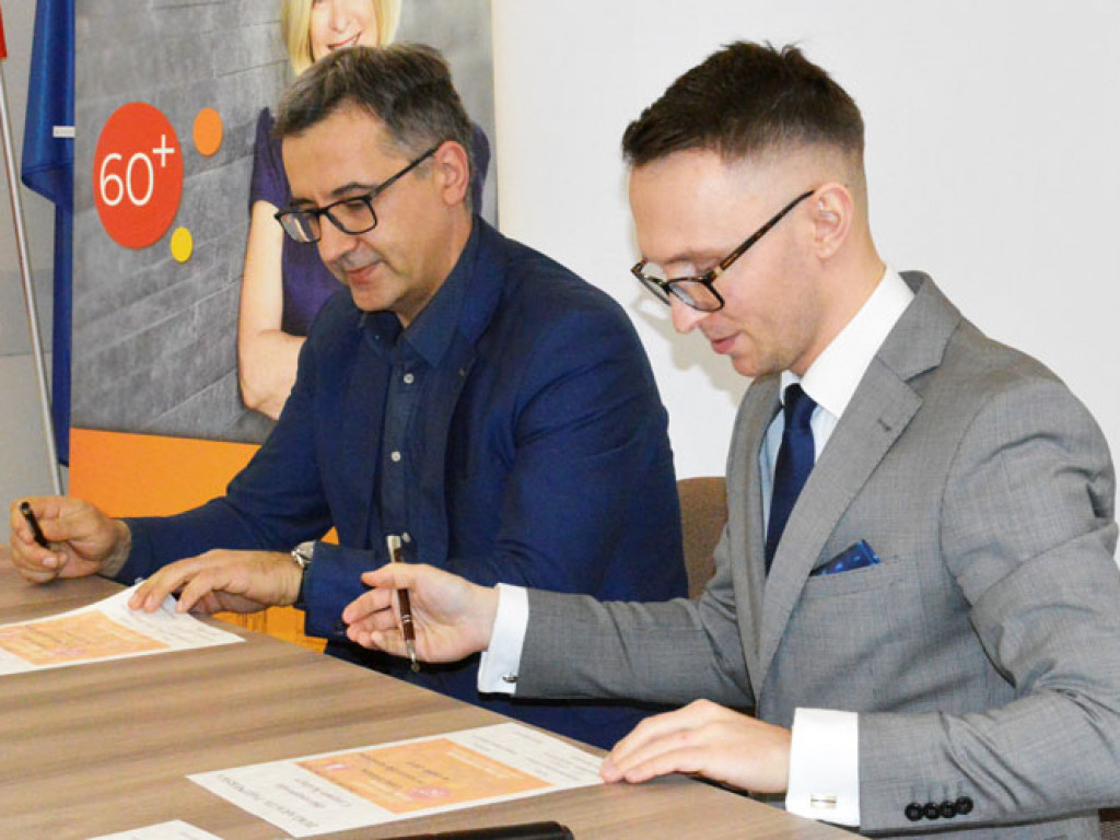 Ostrzeszowska Karta Seniora ma już 27 partnerów (FILM)