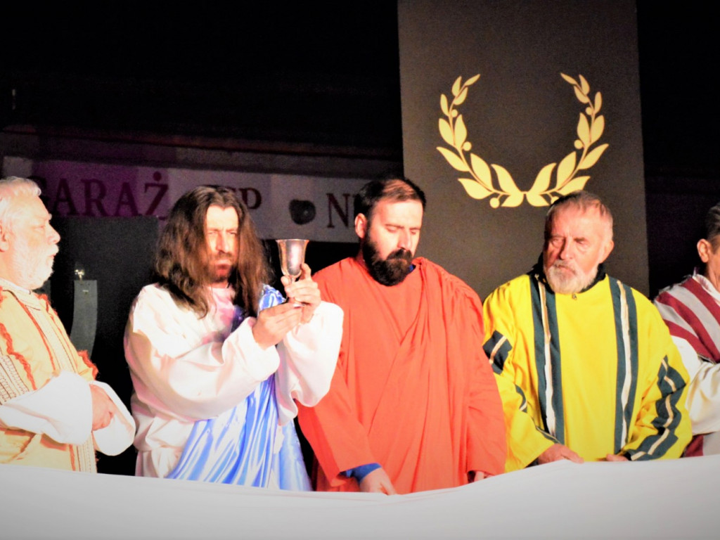 Misterium Męki Pańskiej w Niedźwiedziu (FOTO i FILM)