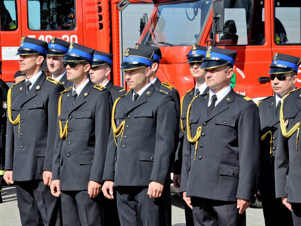 CZAJKÓW: Nowy sztandar na 100-lecie jednostki (ZDJĘCIA)