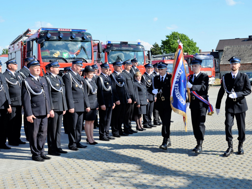 CZAJKÓW: Nowy sztandar na 100-lecie jednostki (ZDJĘCIA)