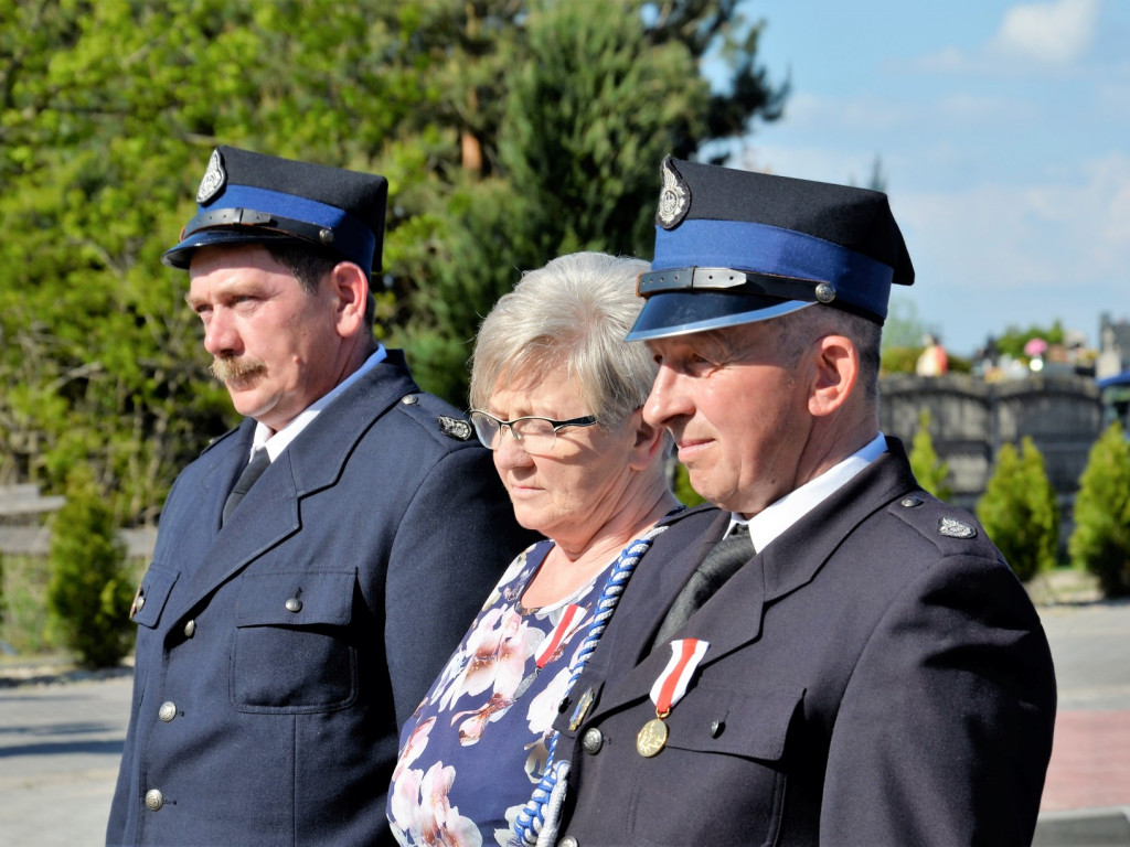 CZAJKÓW: Nowy sztandar na 100-lecie jednostki (ZDJĘCIA)