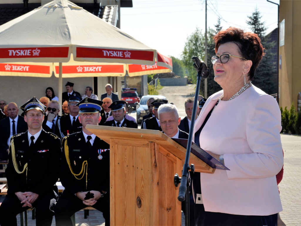 CZAJKÓW: Nowy sztandar na 100-lecie jednostki (ZDJĘCIA)