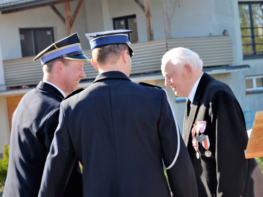 CZAJKÓW: Nowy sztandar na 100-lecie jednostki (ZDJĘCIA)