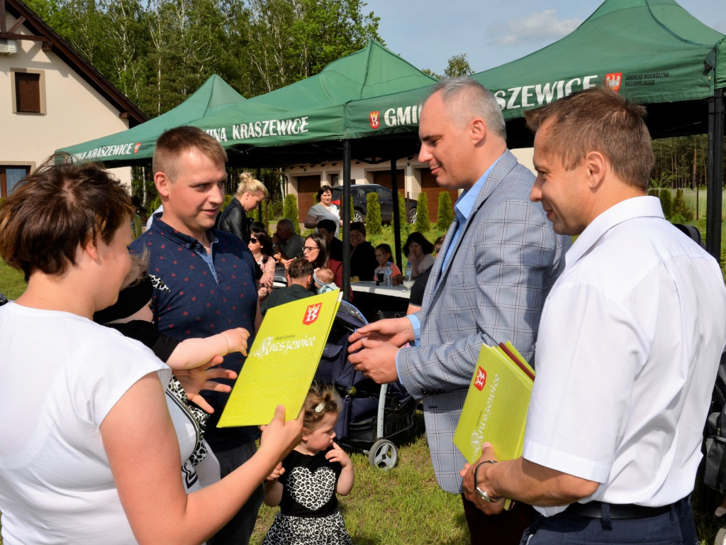 Będą się rozwijać i rosnąć razem z ich pociechami