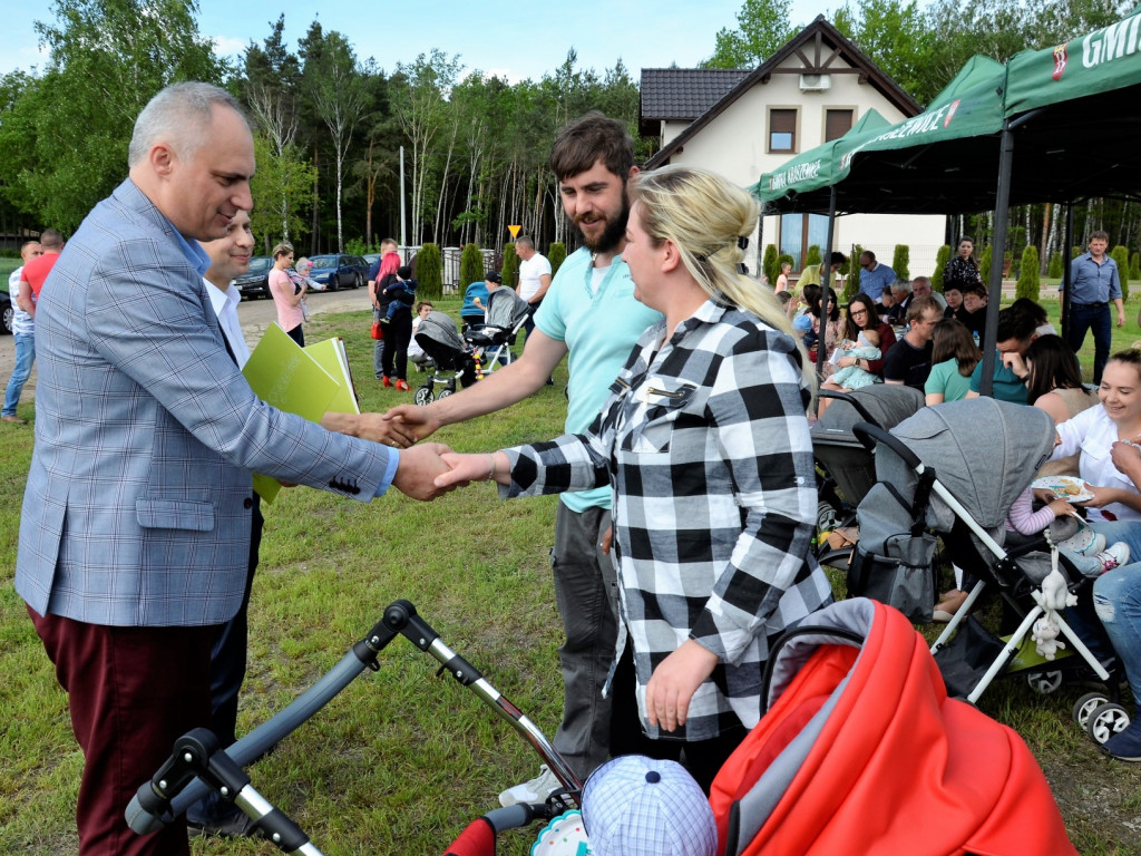 Będą się rozwijać i rosnąć razem z ich pociechami