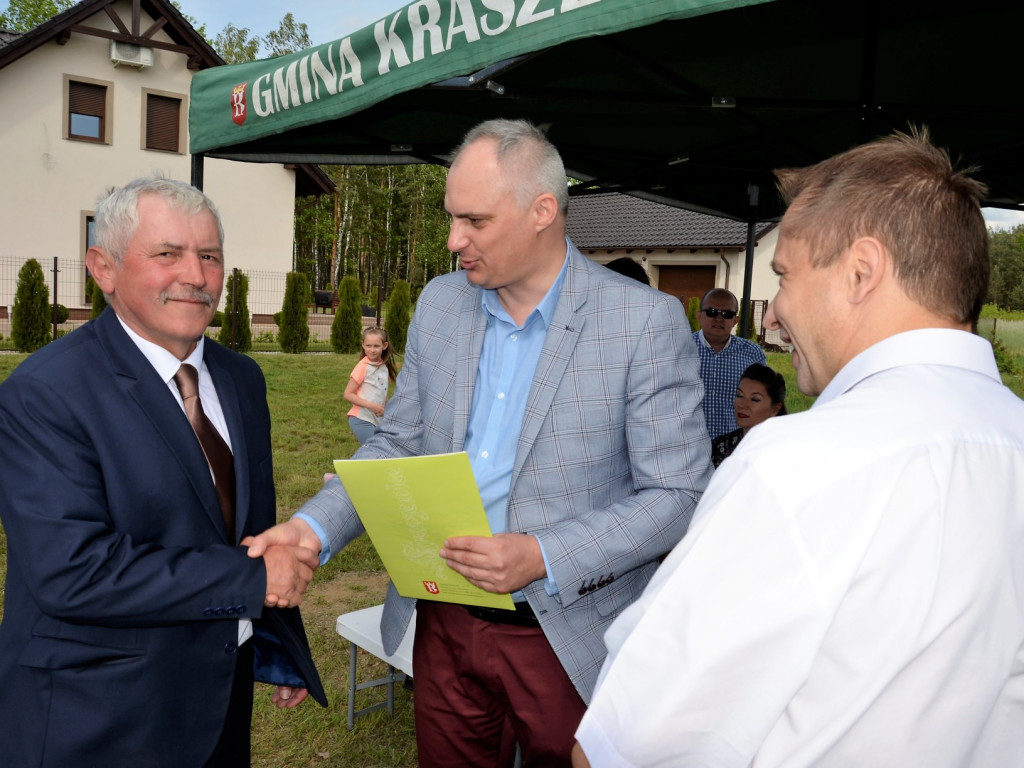 Będą się rozwijać i rosnąć razem z ich pociechami