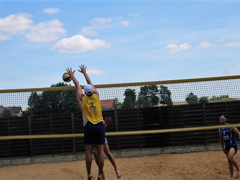 19 edycja turnieju siatkówki plażowej Poniks Cup w Rojowie (ZDJĘCIA)