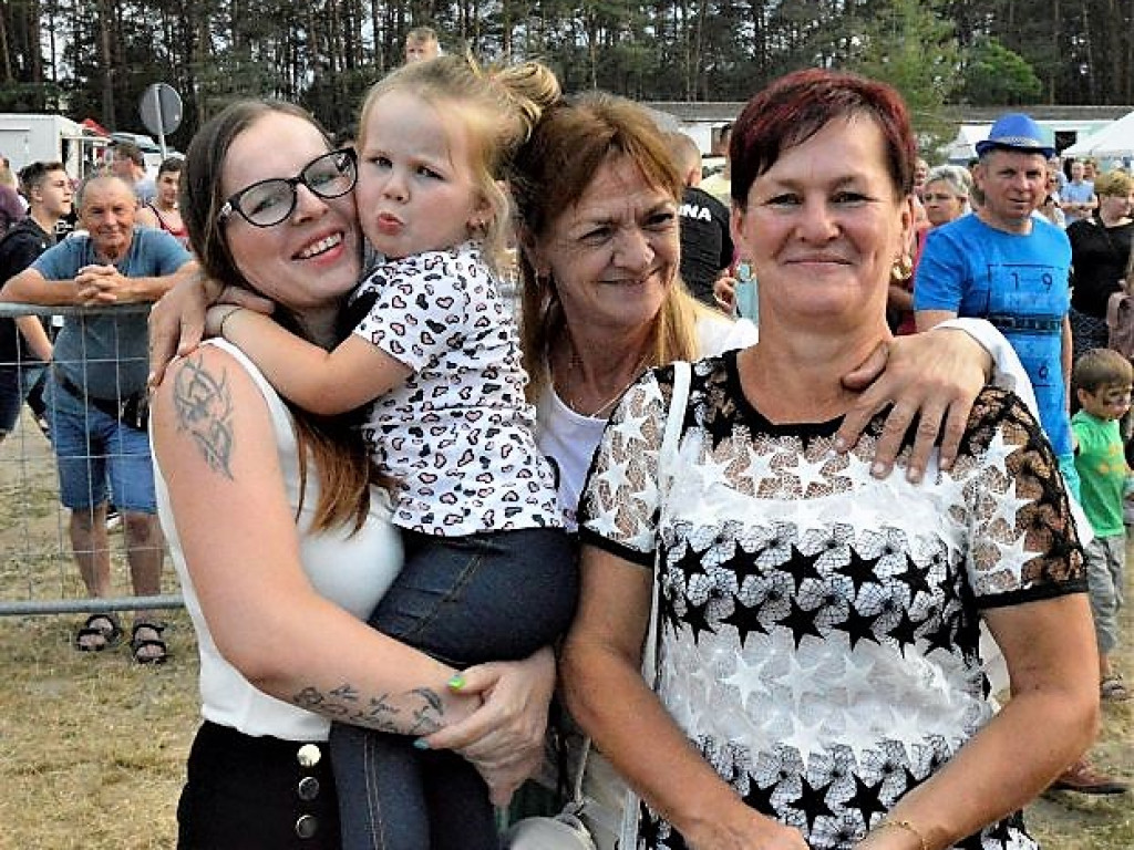 Trwają Imieniny Kobylej Góry (ZDJĘCIA)