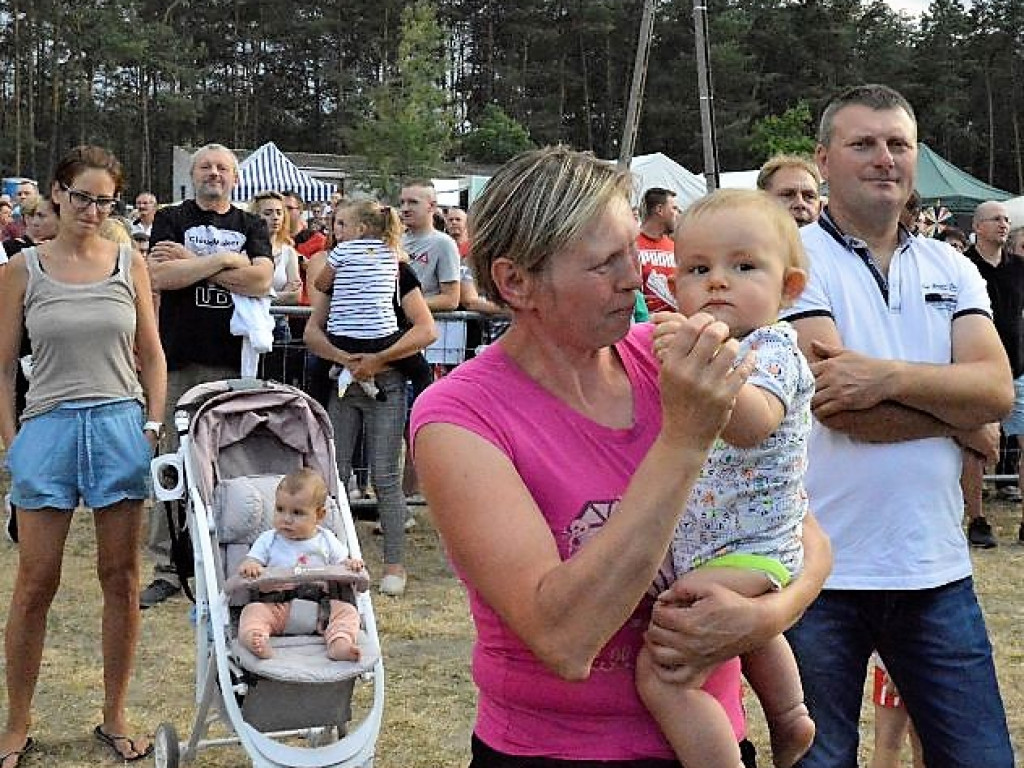 Trwają Imieniny Kobylej Góry (ZDJĘCIA)