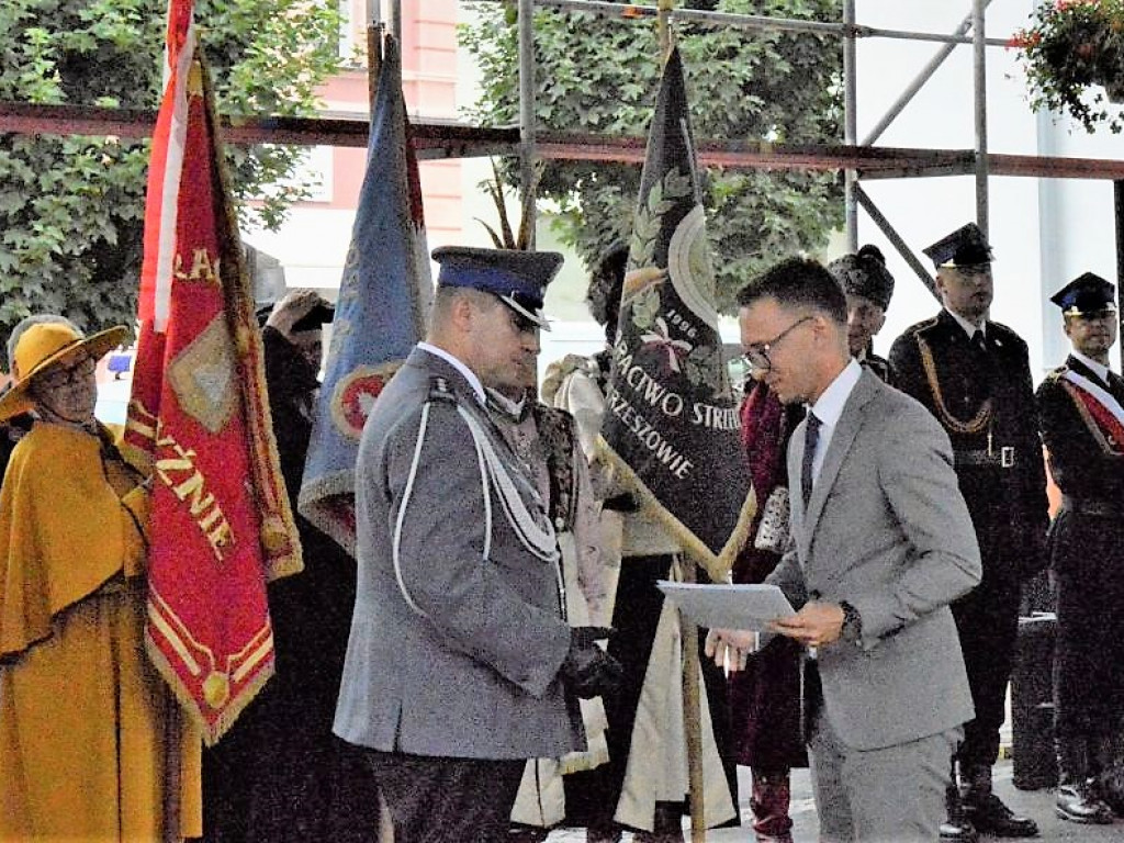 OSTRZESZÓW: Obchody 100-lecia Policji Państwowej
