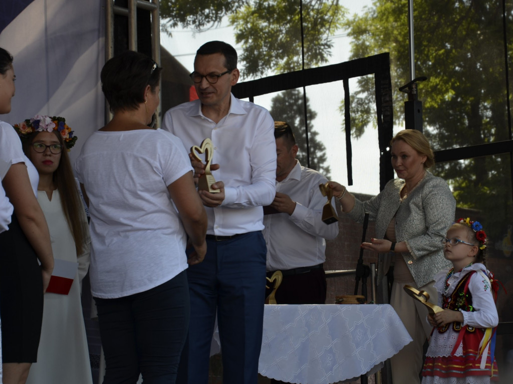 Państwo musi być z obywatelami - mówił w Ostrzeszowie premier Mateusz Morawiecki