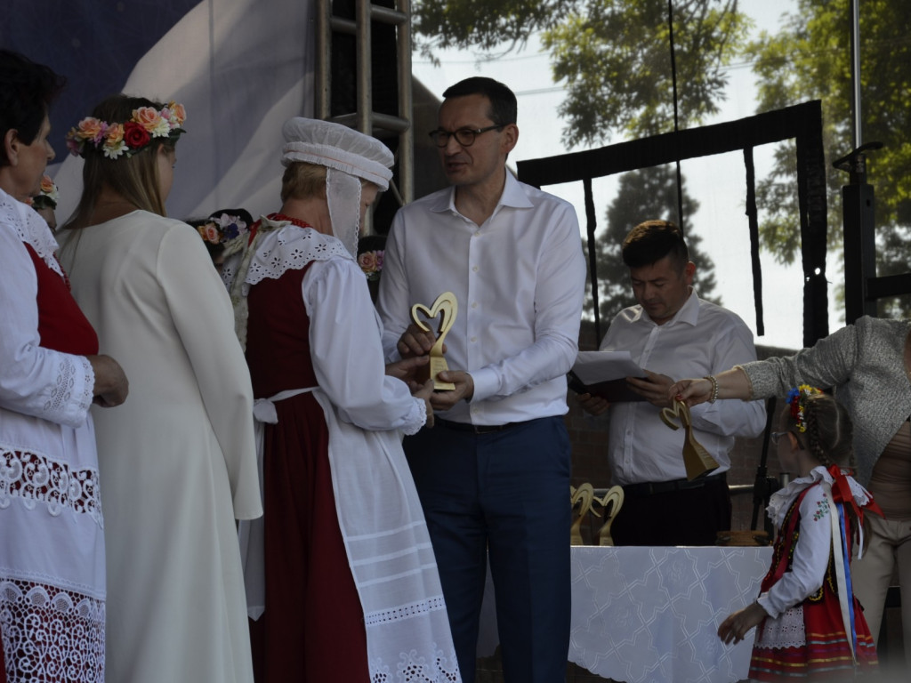 Państwo musi być z obywatelami - mówił w Ostrzeszowie premier Mateusz Morawiecki
