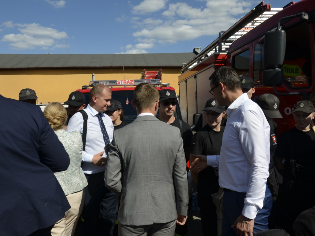 Państwo musi być z obywatelami - mówił w Ostrzeszowie premier Mateusz Morawiecki