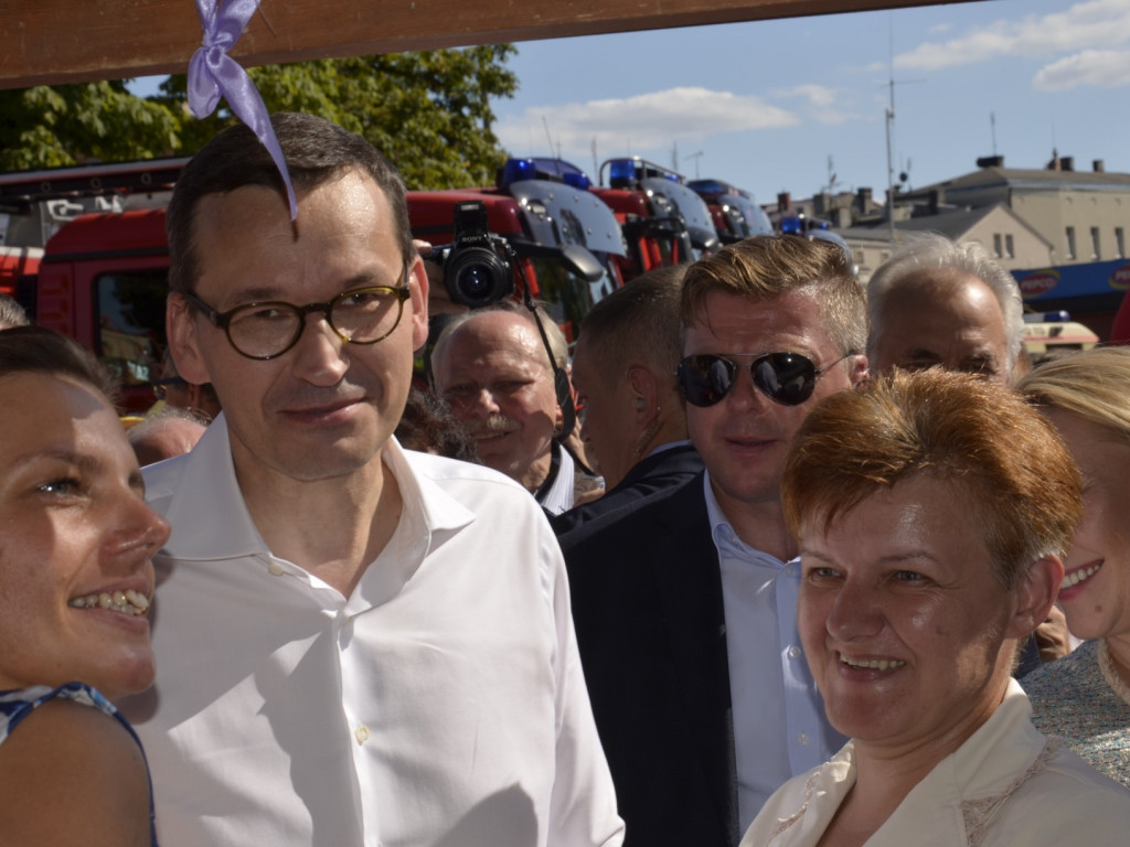 Państwo musi być z obywatelami - mówił w Ostrzeszowie premier Mateusz Morawiecki