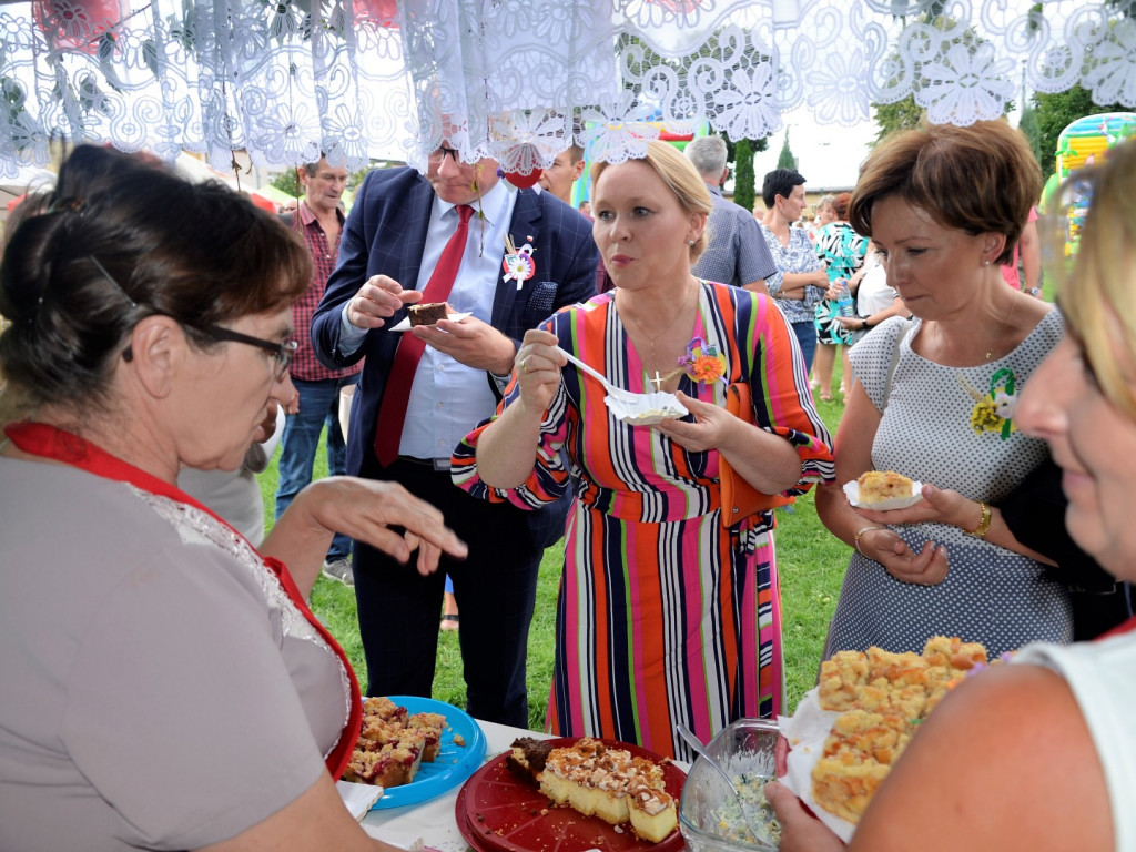 CZAJKÓW: Parafialno - Gminne Święto Plonów